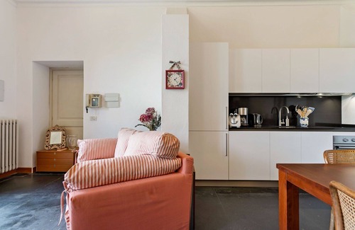 Menaggio Apartment | Villa Bel Faggio Apartment, Modern And Stylish 1 Br Apartment With Garden By Halldis