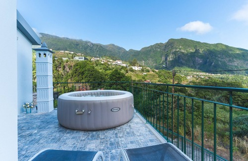 Sao Vicente Ski Chalet | Villa Bella Vista by Atlantic Holiday