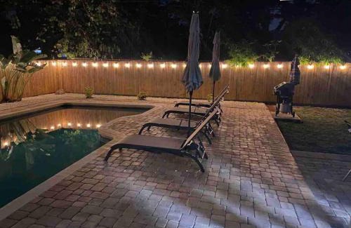 Largo House | Villa Bella with Heated Pool