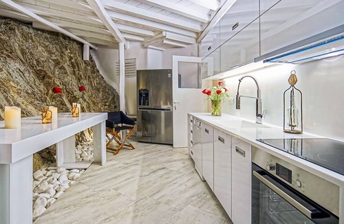 Houlakia Villa | Villa Bethesda - Two Bedroom Villa, Sleeps 4