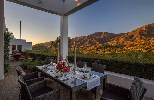 Santa Barbara House | Villa Blanca - Design and Sleek Sophistication in Montecito