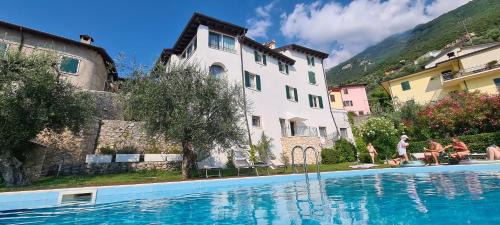 Castelletto Apartment | Villa Borgo Borago