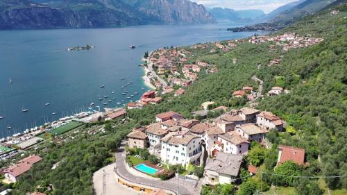 Castelletto Apartment | Villa Borgo Borago
