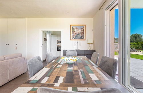 Francavilla Fontana Apartment | Villa Bouganville by Perle di Puglia