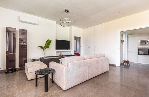 Francavilla Fontana Apartment | Villa Bouganville by Perle di Puglia