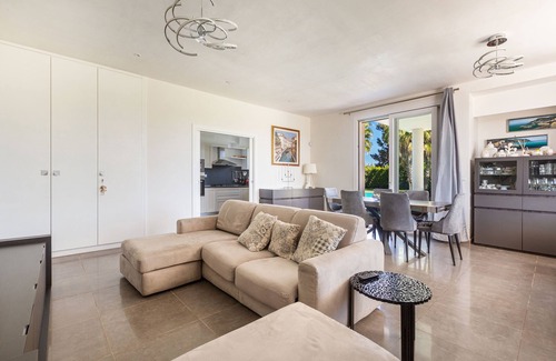 Francavilla Fontana Apartment | Villa Bouganville by Perle di Puglia