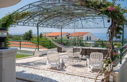 Makarska House | Villa Božica - sea view stone villa with free parking