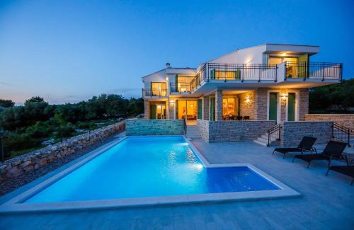 Lun Villa | Villa Bramasole Lun