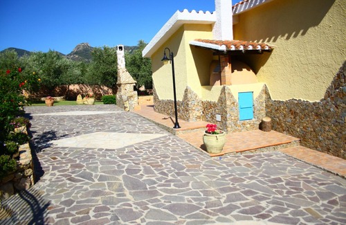 Cuili Murvoni Villa | Villa Bruna with Sea & Mountain View, Garden