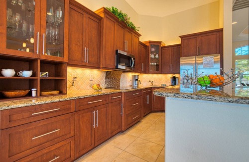 Caloosahatchee Villa | VILLA CALLA – HEATED POOL & SPA | GULF ACCESS | CANAL VIEW | BOAT RENTAL + TOURS VOUCHER INCL.