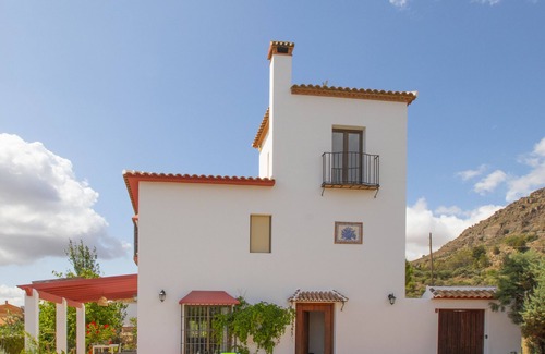 Alora Villa | Villa "Caminito del Rey" with Mountain Views, Pool, Garden, Air Conditioning and Wi-Fi