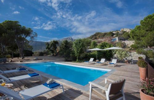 Calvi House | Villa campagne à Calvi piscine chauffée vue mer proche plage et centre