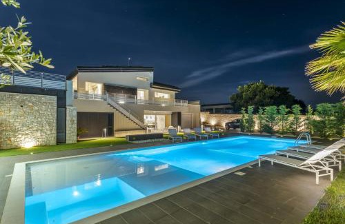 Noci Villa | Villa Campanella by Villa Plus
