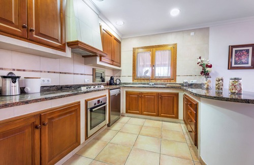Marratxinet Villa | Villa 'Can Mirló' with Mountain View, Pool & Wi-Fi