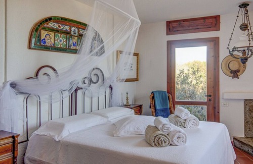 San Stefano Villa | Villa Catallia - Five Bedroom Villa, Sleeps 10