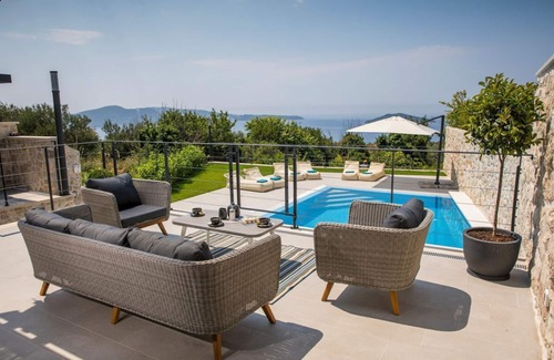 Brsecine Villa | Villa Cesara - Two Bedroom Villa, Sleeps 4