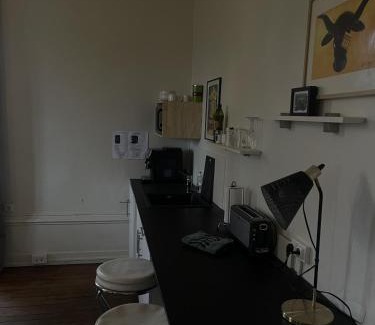 Brive-la-Gaillarde Apartment | Villa Chadourne - Le Maitre du Navire - Spacieux Studio