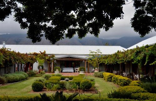Porterville House | Villa ChoCoLatt Guest House and Porta Taverna Restaurant