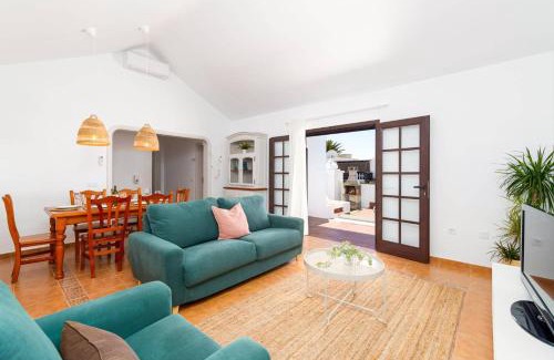 Matagorda Villa | Villa Christine by Villa Plus