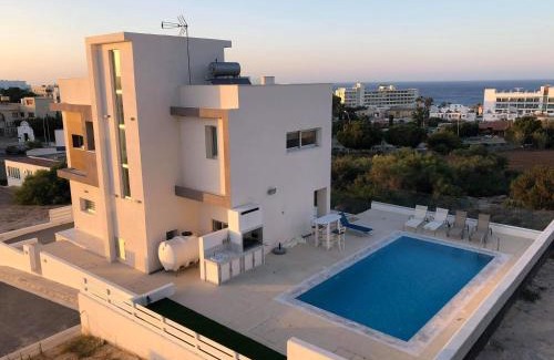 Protaras Villa | Villa Chrystalleni