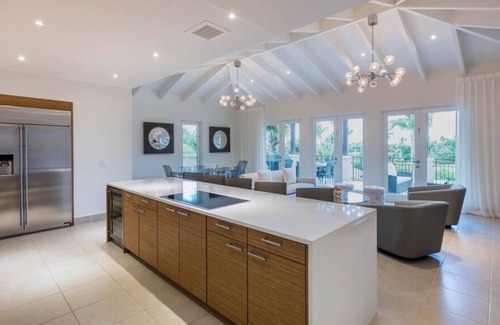 Herreras Villa | Villa Clara | Luxurious 4 bedroom penthouse within Bahia Beach Resort