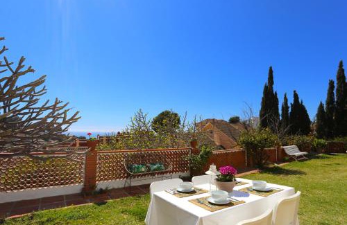 Malaga-Este Apartment | VILLA CLAVERO TWO Premium Apt