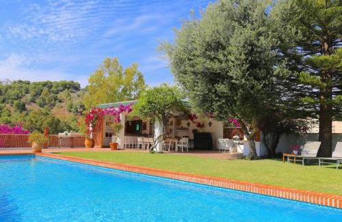 Malaga-Este Apartment | VILLA CLAVERO TWO Premium Apt