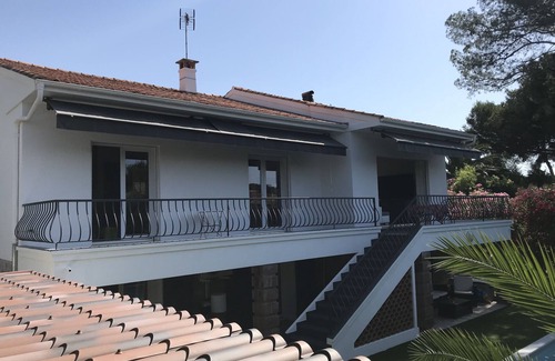 Saint-Raphael Villa | VILLA CLIMATISEE WITH SWIMMING POOL 800m FROM THE SEA WITH WIFI