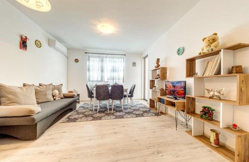 Pamporovo Apartment | Villa Cometa Pamporovo - 1BD Near Slope #7 by Flat Manаger