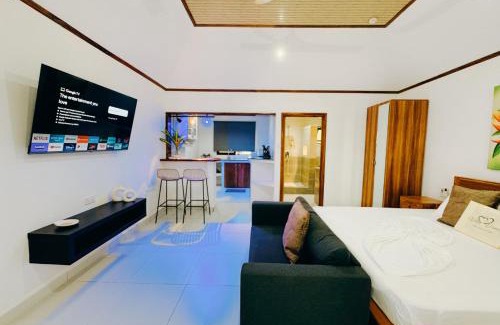 La Passe House | Villa D'amour