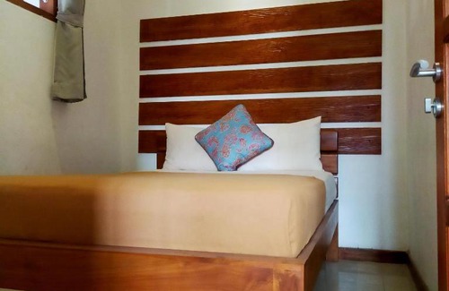 Lovina Apartment | Villa Damay Dua