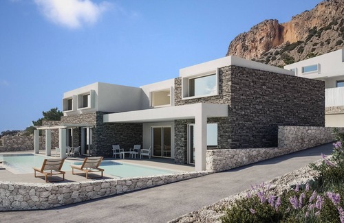 Koutsounari Apartment | Villa Daniela private apartments with pool and seaview