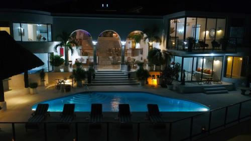 Unta Bruja Villa | Villa de Lujo Privada en Las Brisas Acapulco, Zona Segura, Vista Increíble de la Bahía