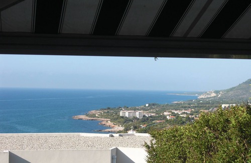 Peniscola Villa | Villa de Standing 5 Sleeps, Air conditioning, Swimming pool, Internet TV, Garage