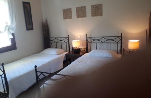Dispilio House | Villa Del Lago Boutique Hotel