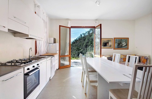 Bonassola Villa | "Villa Del Sole" with Sea View, Garden & Terrace