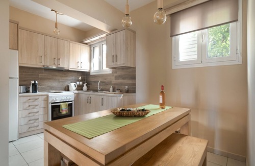Leivathos Apartment | Villa Dione with Sea View