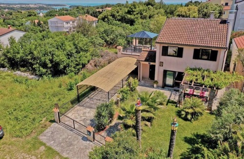 Premantura Villa | "Villa Dolce Vita" up to 9 beds with private garden and swimming pool