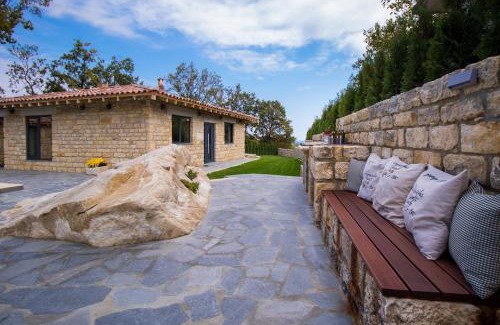 Saints Constantine and Helena House | Villa Dolce Vita - Vintage