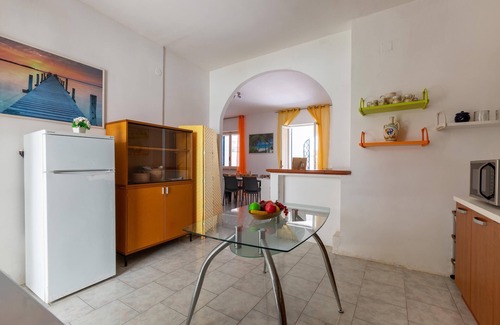 Baia Verde House | Villa Domy by BarbarHouse