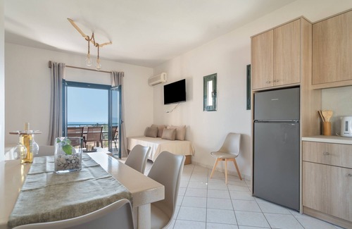 Leivathos Apartment | Villa Dylia with Sea View