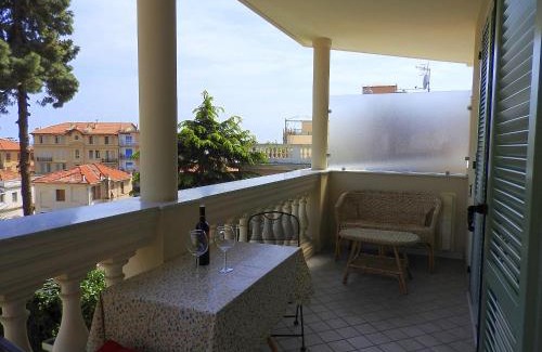Ospedaletti Apartment | Villa Emma