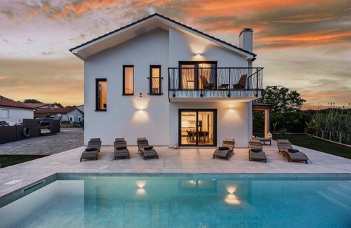 Vintijan Villa | Villa Enja for 8 people near Pula with private pool & pet friendly