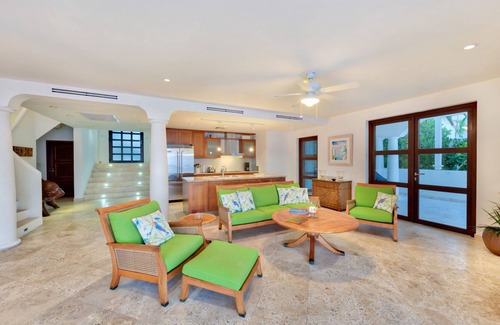 Maho Villa | Villa Etoile De Mer | Ocean View - Located in Tropical Cupecoy with Private Pool