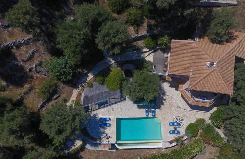 Sivota Villa | Villa Evalin - Pretty Villa Like at Home for Unforgettable Holidays