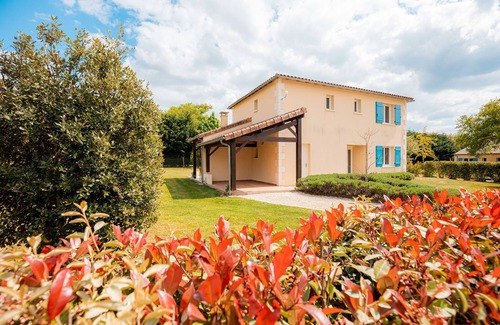 Vasles House | Villa for 8 people, bright, modern and comfortable