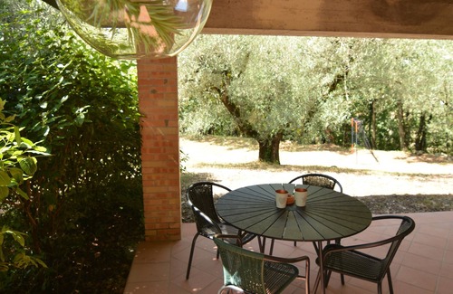 Collesanto Villa | Villa for 8p with private pool in the heart of Umbria, in nature and near Tuscany