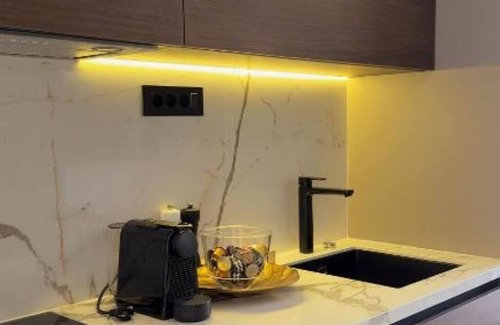Brna Villa | Villa Fortuna ap2 : One-Bedroom Apartment