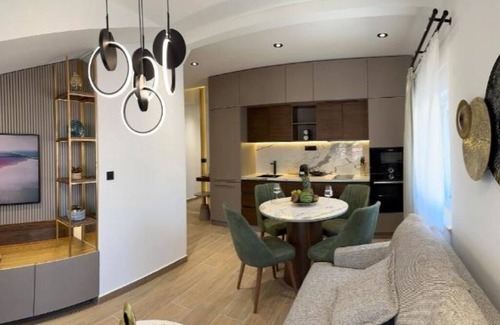 Brna Apartment | Villa Fortuna ap5 : One-Bedroom Apartment