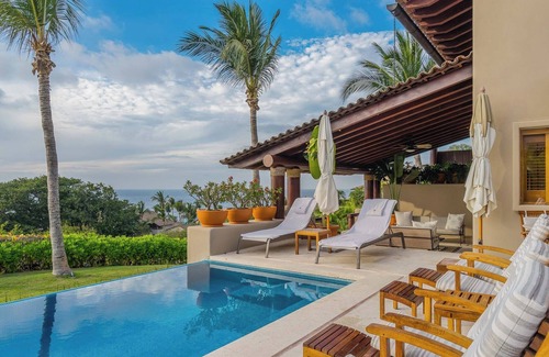 Punta de Mita Villa | Villa Four Seasons with Hotel amenities & Golf + Punta Mita Beachclubs Premier Membership
